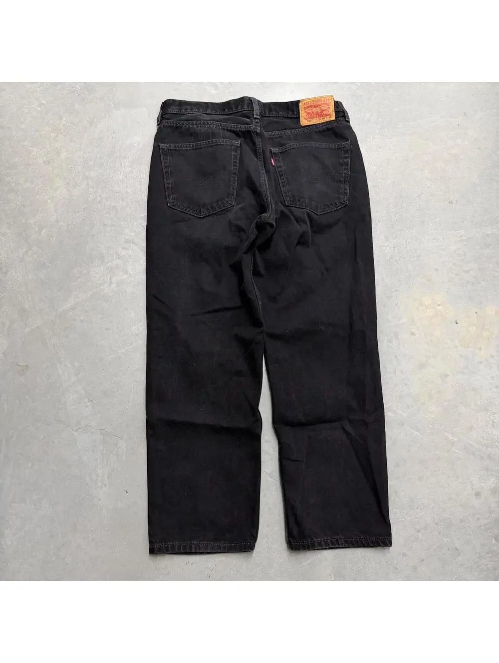 Y2K Men's Levi's 550 Black Straightleg Jeans Sized 36x29